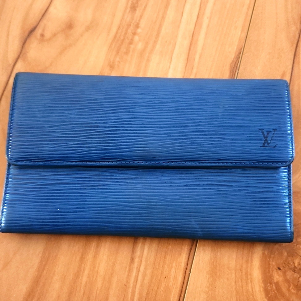 Lv Epi Porte Tresor Trifold Wallet